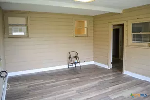 2004 Navidad St, Victoria, TX 77901 - Photo 18