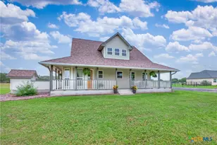 227 Ski Plex Dr, Seguin, TX 78155 - Photo 32