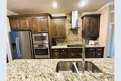 207 Secretariat Drive, Victoria, TX 77901 - Photo 10