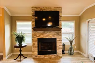 207 Secretariat Dr, Victoria, TX 77901 - Photo 6