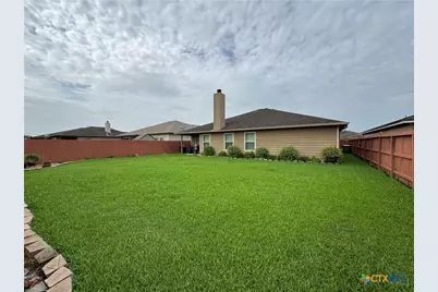 207 Secretariat Drive, Victoria, TX 77901 - Photo 34