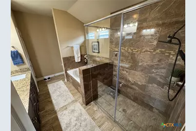207 Secretariat Drive, Victoria, TX 77901 - Photo 18