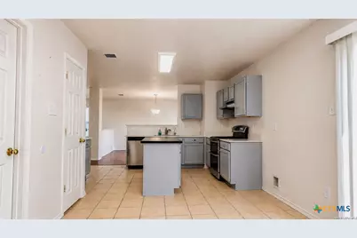 9818 Copper Elm Drive, Converse, TX 78109 - Photo 4