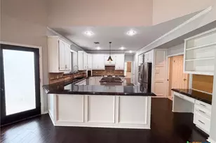 2717 Wickersham Dr, Temple, TX 76502 - Photo 2