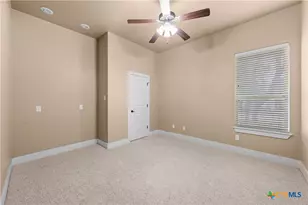 12 Lago Verde Ln, Belton, TX 76513 - Photo 8