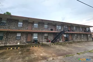 102 E Avenue A, Copperas Cove, TX 76522 - Photo 2