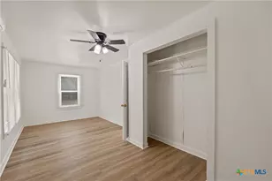 401 S Kings Trail, Little River Academy, TX 76554 - Photo 16