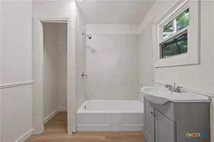 401 S Kings Trail, Little River Academy, TX 76554 - Photo 18