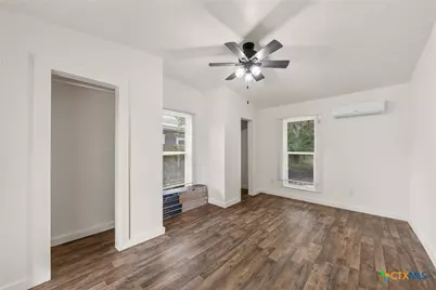 401 S Kings Trail, Little River Academy, TX 76554 - Photo 14