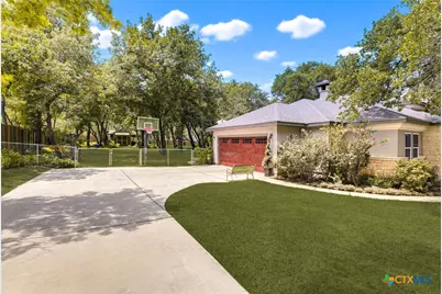 300 Cibolo Ridge Drive, La Vernia, TX 78121 - Photo 4
