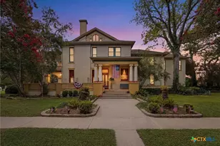 723 St James St, Gonzales, TX 78629 - Photo 6