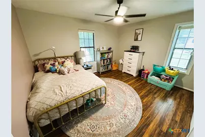 216 Sparrow Lane, Victoria, TX 77905 - Photo 18