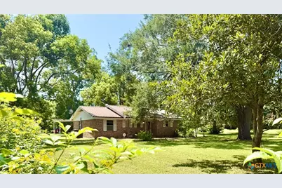 250 Robertson Street, Lolita, TX 77971 - Photo 2