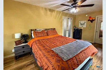 203 W Koether Street, Shiner, TX 77984 - Photo 20