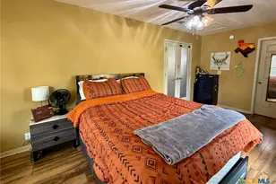 203 W Koether St, Shiner, TX 77984 - Photo 20