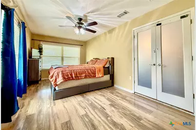 203 W Koether Street, Shiner, TX 77984 - Photo 18