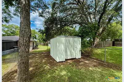 203 W Koether Street, Shiner, TX 77984 - Photo 38