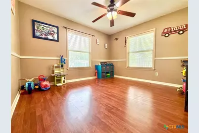 203 W Koether Street, Shiner, TX 77984 - Photo 32