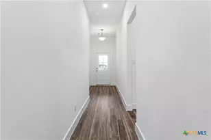 312 Cardinal Dr, Port Lavaca, TX 77979 - Photo 10