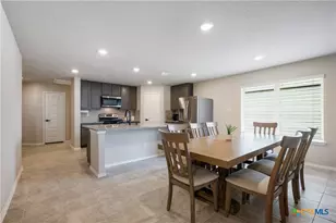 713 Angus Dr, Seguin, TX 78155 - Photo 12