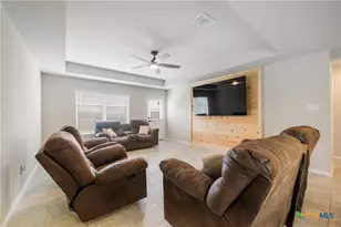 713 Angus Dr, Seguin, TX 78155 - Photo 10