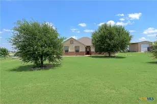 8407 Shaw Rd, Rogers, TX 76569 - Photo 2
