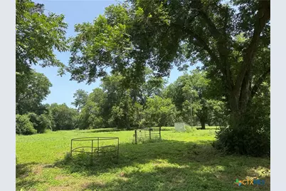 00 B and B, Seguin, TX 78155 - Photo 8