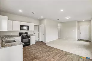 2427 Rambo Dr, San Antonio, TX 78224 - Photo 10