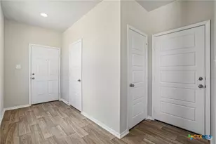 15423 Bonnethead Rd, San Antonio, TX 78245 - Photo 1