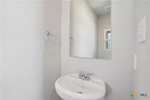 15423 Bonnethead Rd, San Antonio, TX 78245 - Photo 18