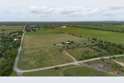 402 Happy Haven Road, Mcqueeney, TX 78123 - Photo 8