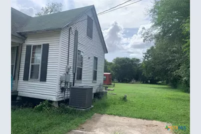 508 Stockdale Street, Cuero, TX 77954 - Photo 2