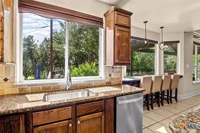 5545 Cliff Estates Road, Temple, TX 76502 - Photo 16