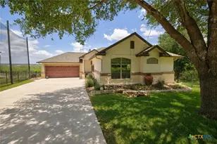 272 Long Creek Blvd, New Braunfels, TX 78130 - Photo 2