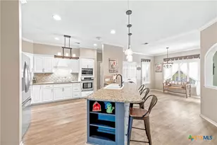80 Hunters Way, Victoria, TX 77904 - Photo 8