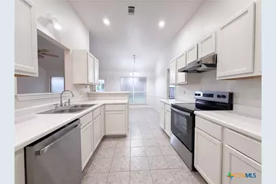 129 Meadowbrook Drive, Temple, TX 76502 - Photo 2