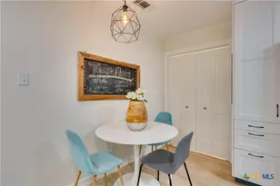 5608 Cougar Dr, Austin, TX 78745 - Photo 8