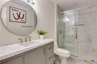 5608 Cougar Dr, Austin, TX 78745 - Photo 14