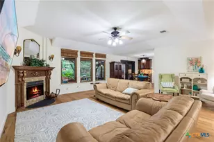 14227 Emerald Hill Dr, San Antonio, TX 78231 - Photo 10
