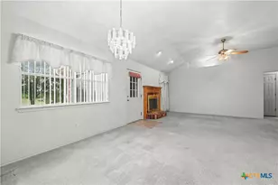 438 Hollow Rd, Killeen, TX 76542 - Photo 6
