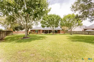 101 Legend Dr, Victoria, TX 77904 - Photo 46