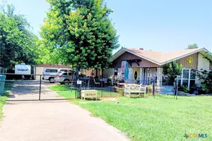 11 Ridgewood Dr, Belton, TX 76513 - Photo 2