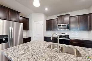 229 Dora Dr, Killeen, TX 76549 - Photo 6