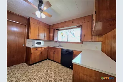 518 N San Patricio Street, Goliad, TX 77963 - Photo 6