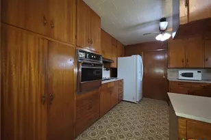 518 N San Patricio St, Goliad, TX 77963 - Photo 8