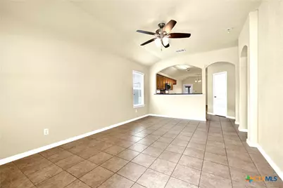 1048 Lilac Wind, New Braunfels, TX 78130 - Photo 4