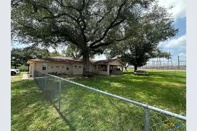 1160 Fm 1447, Cuero, TX 77954 - Photo 18