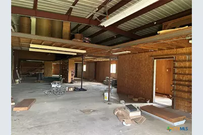 1160 Fm 1447, Cuero, TX 77954 - Photo 16