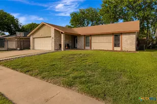 206 Fleetwood Dr, Victoria, TX 77901 - Photo 1