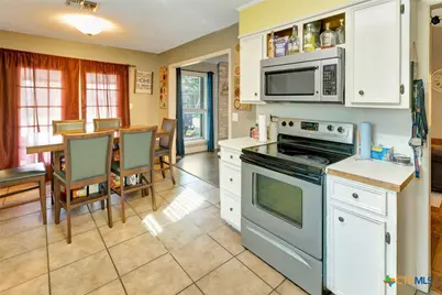 206 Fleetwood Drive, Victoria, TX 77901 - Photo 10